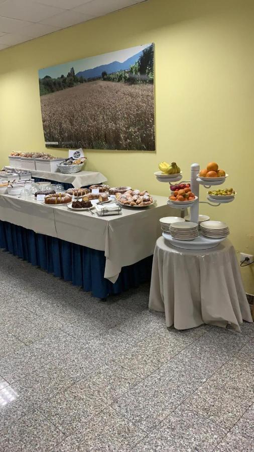 Hotel Rondine Marinella di Sarzana Kültér fotó